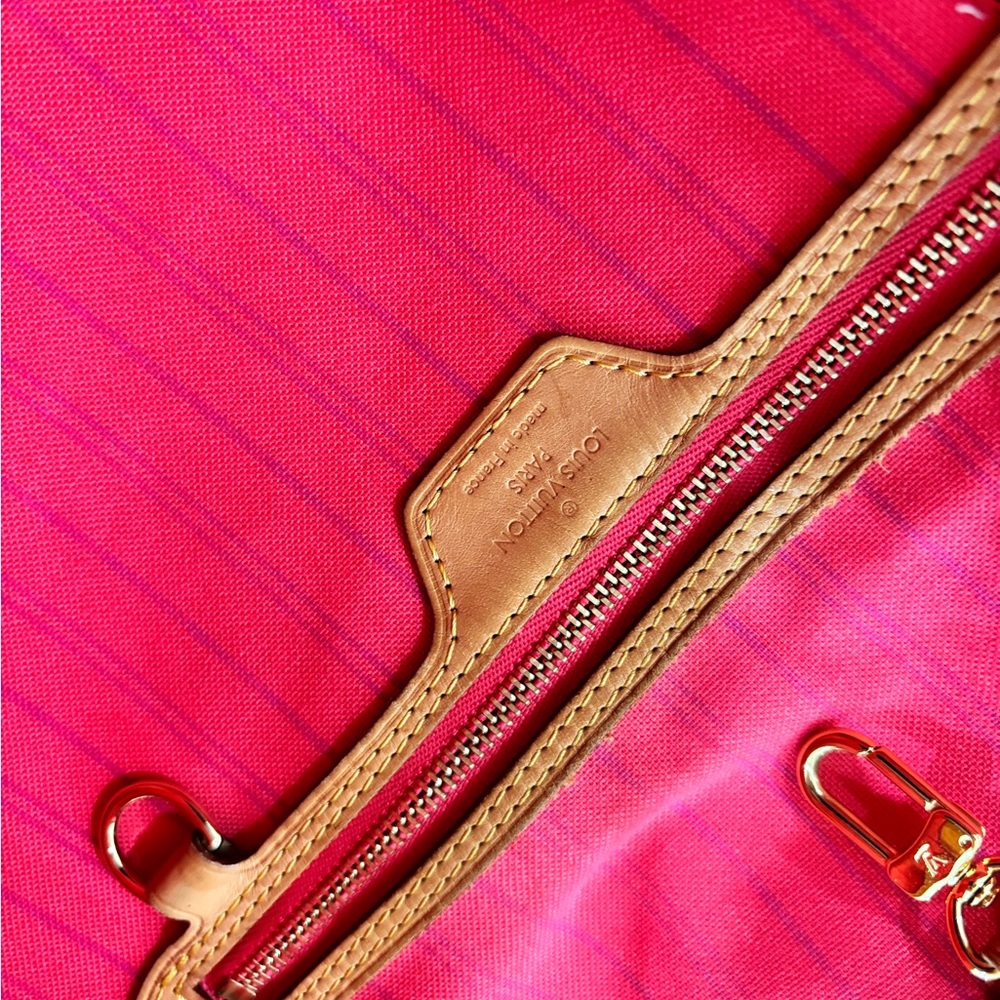 Authentic Louis Vuitton delightful MM damier azur HOT PINK interior - Picture 10 of 13